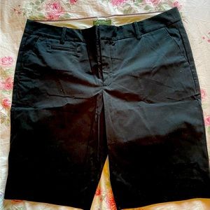 NWT Eddie Bauer black shorts. Size 18.